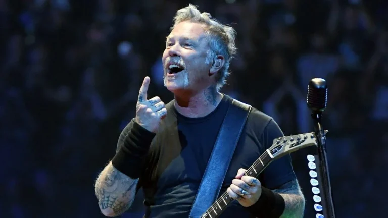 Metallica Annule Deux Festivals Pour La Santé de James Hetfield