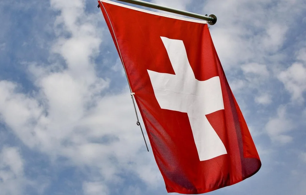 Suisse: vote pour un service civique égalitaire