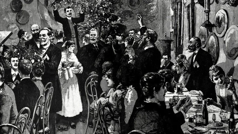 Homme peignant un mur en rouge