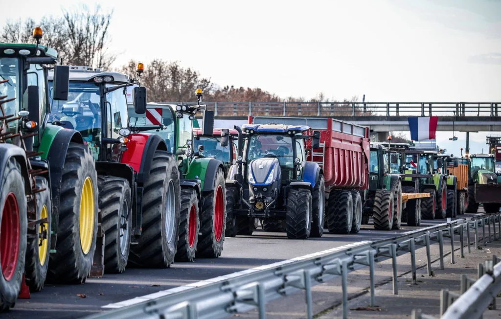 Crise agricole : peu de barrages, mobilisation en recul