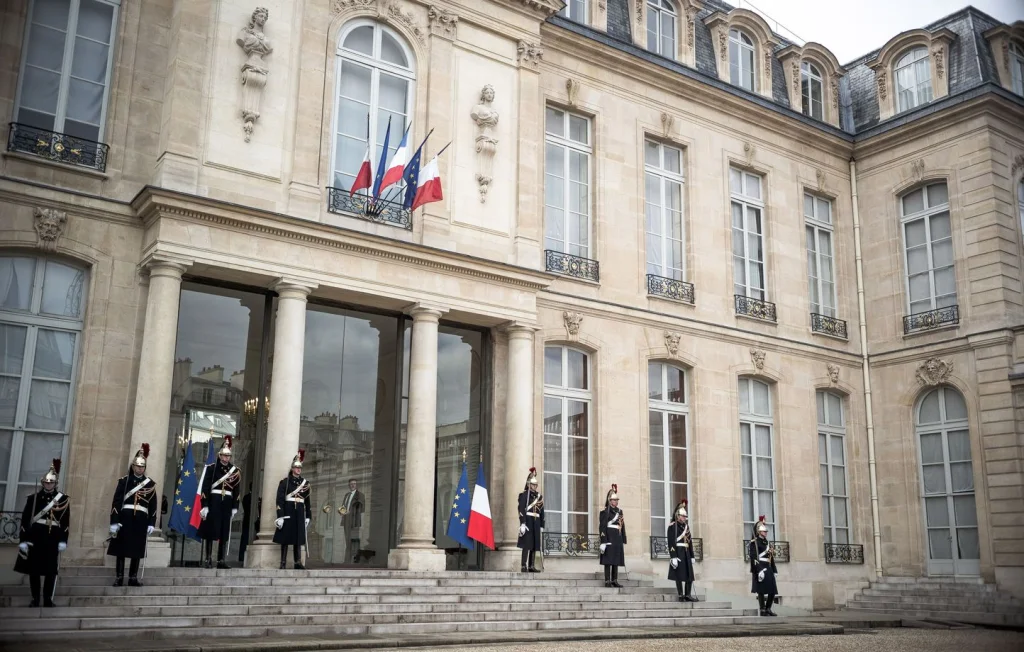 Elysée : vols de porcelaine par un salarié de l’État