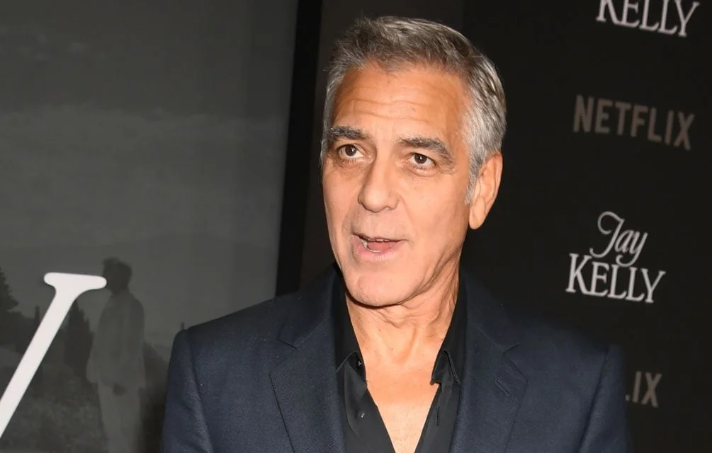 George Clooney pousse Travis Kelce vers le cinéma