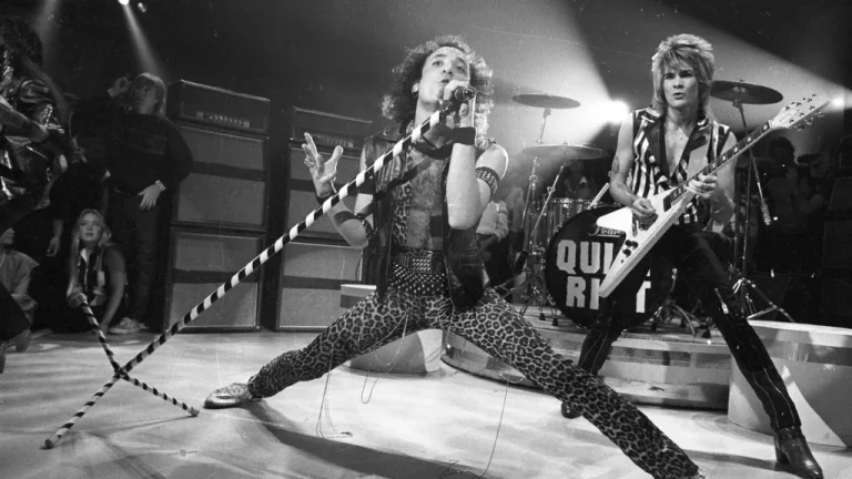 Groupes rock sans membres fondateurs : qui reste l&rsquo;original ?