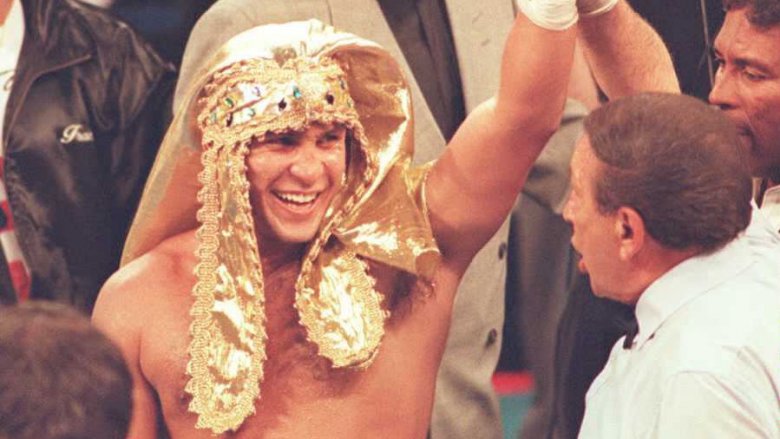 Hector Camacho poing levé