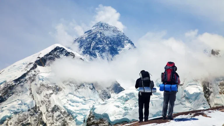 Pourquoi l’Everest reste si meurtrier malgré les progrès
