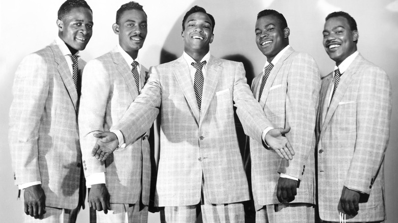 The Drifters en photo de studio