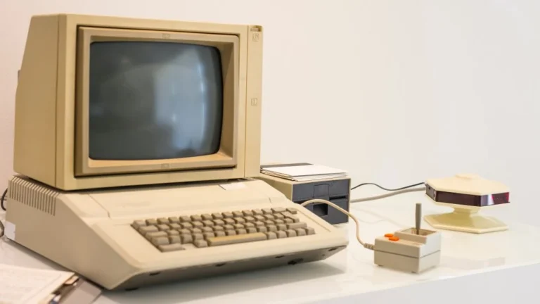 La Première Website de l&rsquo;Histoire: Le Début du Web