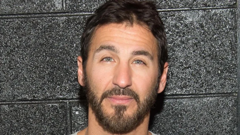 La Feud Éternelle entre Godsmack et Mötley Crüe