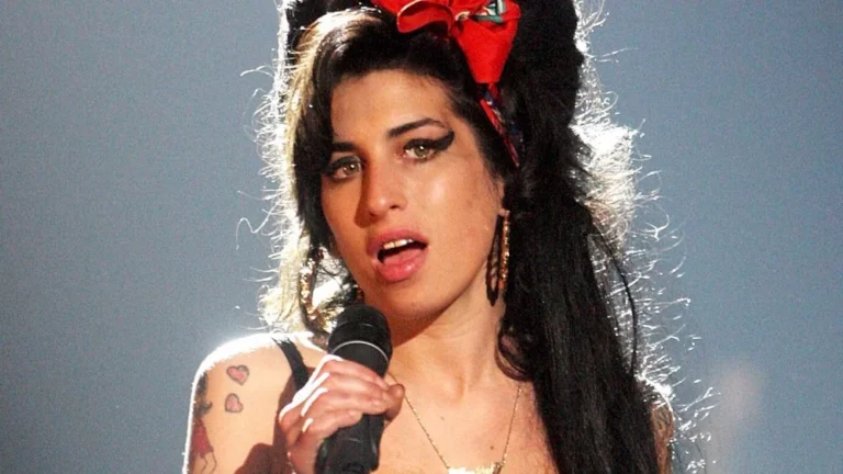 La Vie Tragique d&rsquo;Amy Winehouse : Talent et Démon