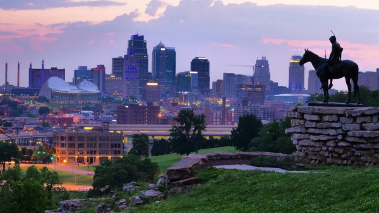 Pourquoi Kansas City est-elle en Missouri ?