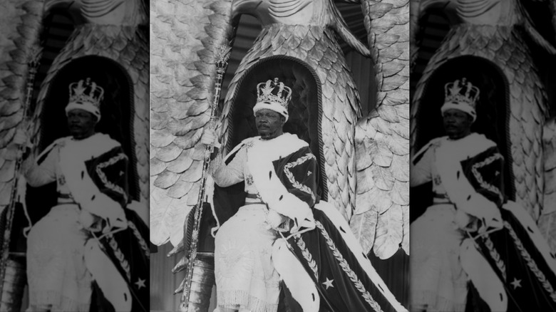 Bokassa Ier lors de son couronnement