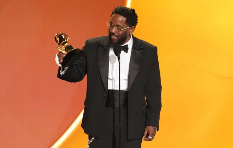 Grammy Awards : Kendrick Lamar triomphe avec cinq nouveaux trophées