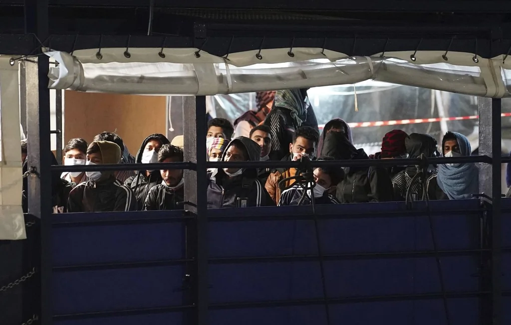 L'Italie veut pouvoir interdire les débarquements de migrants par la mer