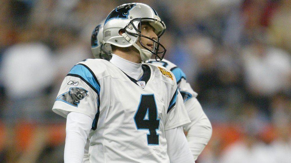 John Kasay, coup de pied hors limites