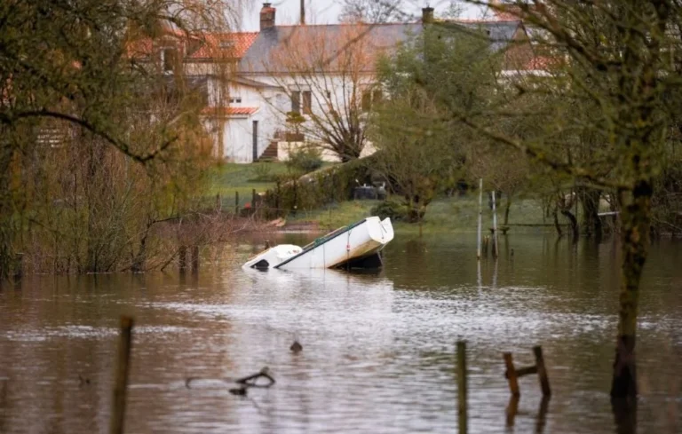 Météo : Alerte orange aux crues dans l&rsquo;ouest et arrivée de la tempête Nils