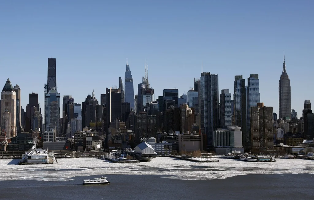 Météo aux USA : Tempête de neige rare en Floride et froid arctique