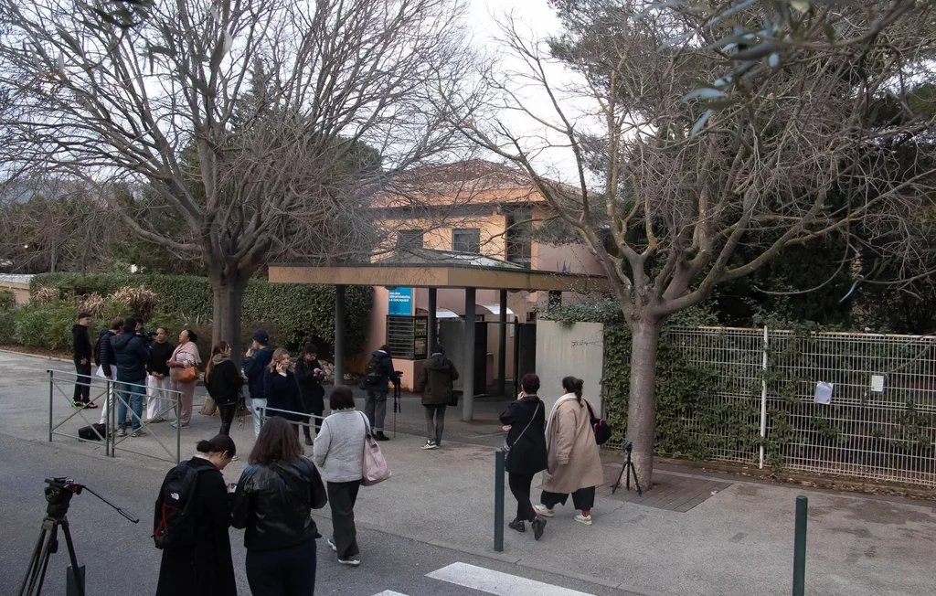 Professeure poignardée dans le Var : l'élève mis en examen et écroué