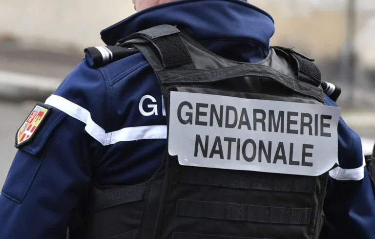 Rhône : Une collégienne violemment agressée et filmée à Saint-Genis-Laval