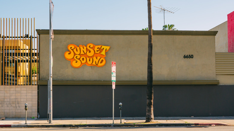 Plan extérieur des studios Sunset Sound