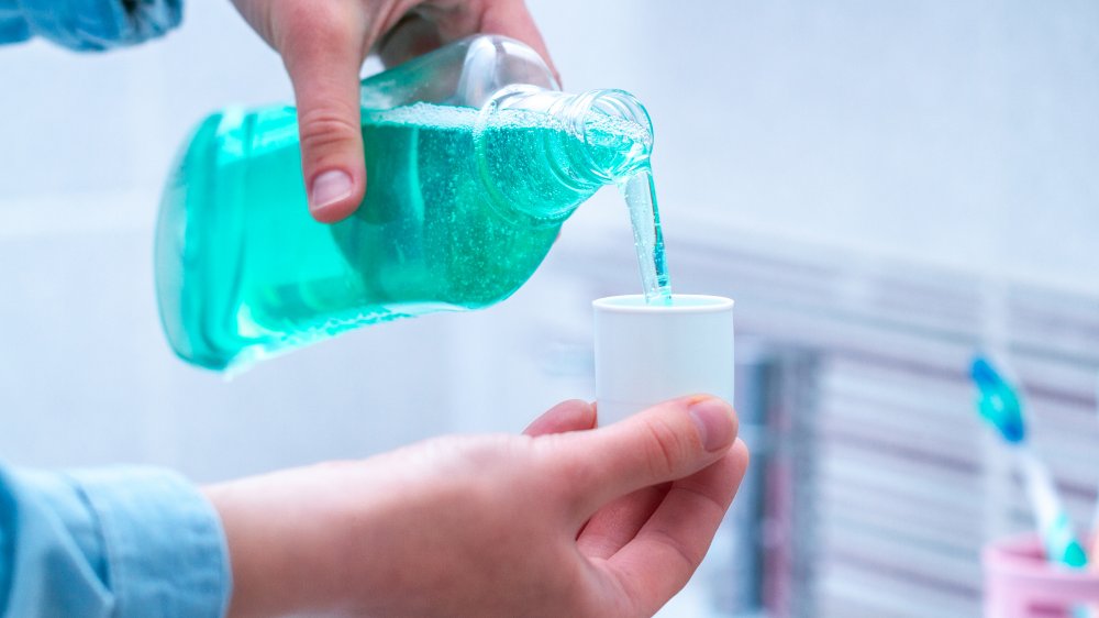 Bouteille de bain de bouche