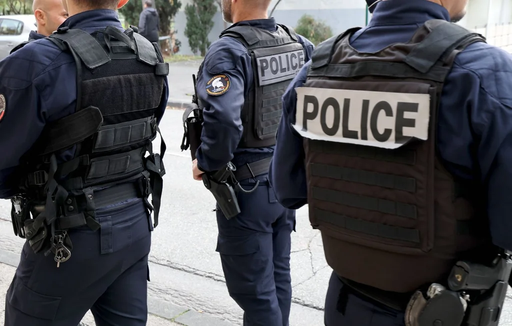 Villeurbanne : Une maison criblée de balles, une occupante blessée