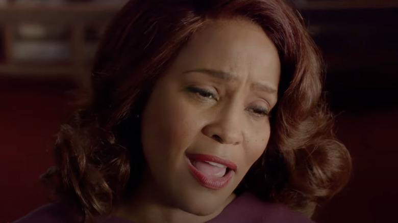 Whitney Houston chantant dans le film Sparkle