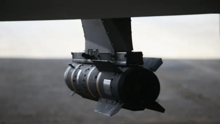 L&rsquo;utilisation controversée de la &lsquo;Ninja Bomb&rsquo; par les États-Unis en Syrie