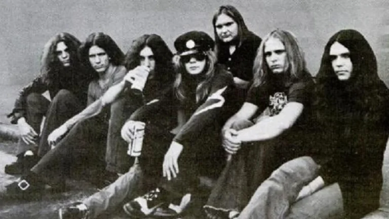 Les Détails Troublants du Crash d&rsquo;Avion de Lynyrd Skynyrd