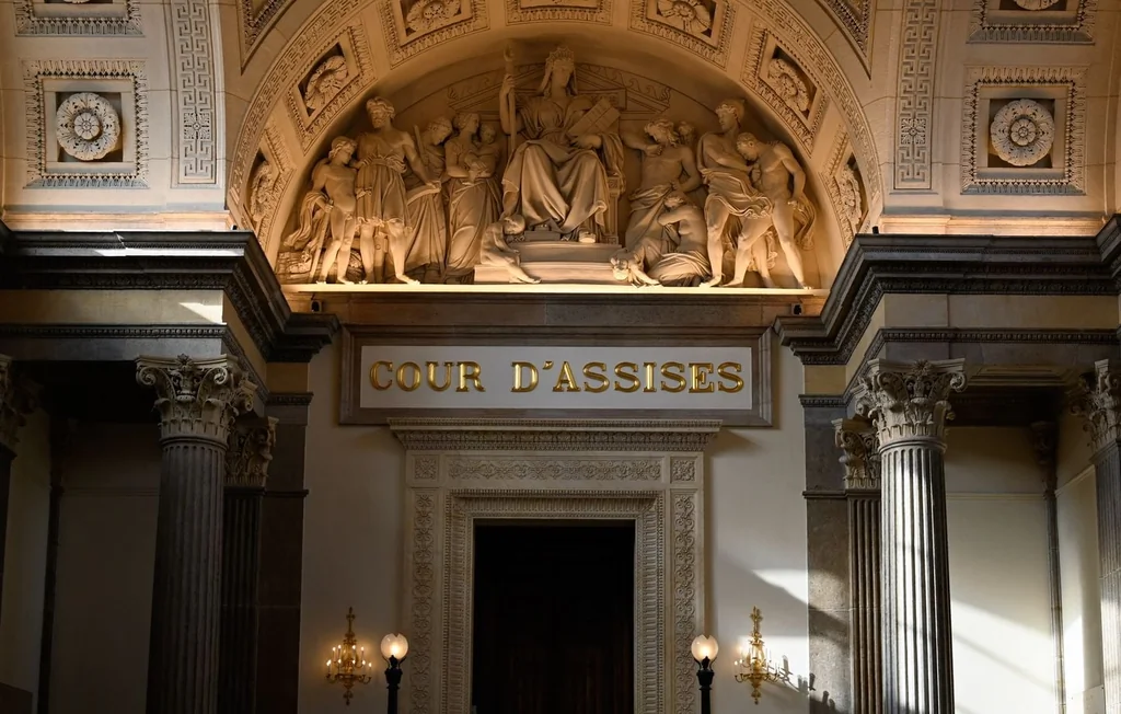 Abandon de bébés en Côte-d'Or : une mère et une grand-mère condamnées