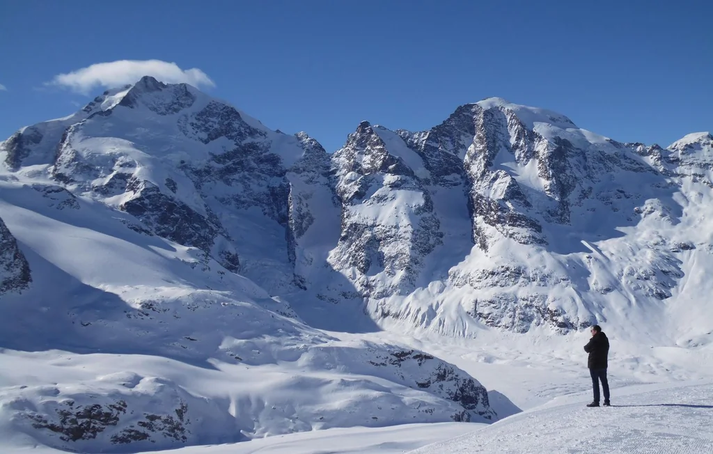 Alpes : Quatre skieurs tués par des avalanches en Autriche et Italie