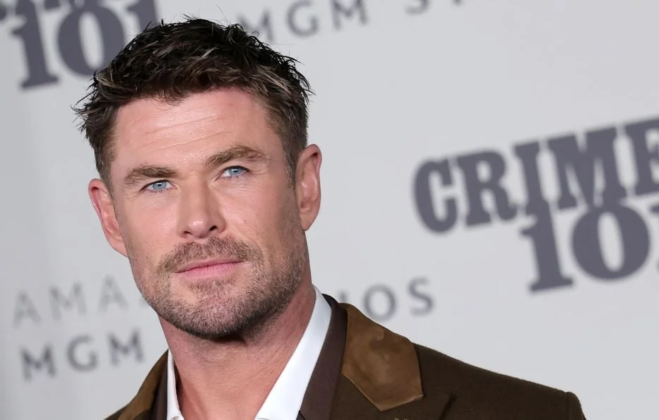 Chris Hemsworth malade pendant 12h après l'émission Hot Ones