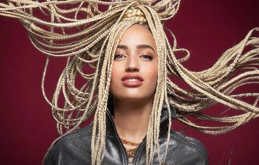 Eurovision 2026 : Monroe représentera la France avec « Regarde ! »