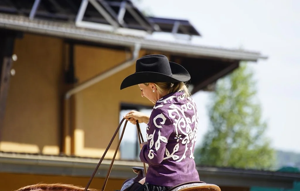 La fille d'une championne de rodéo meurt dans un accident de cheval