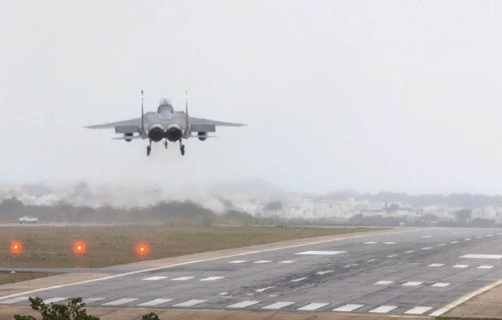 La France ouvre ses bases au Moyen-Orient aux avions américains