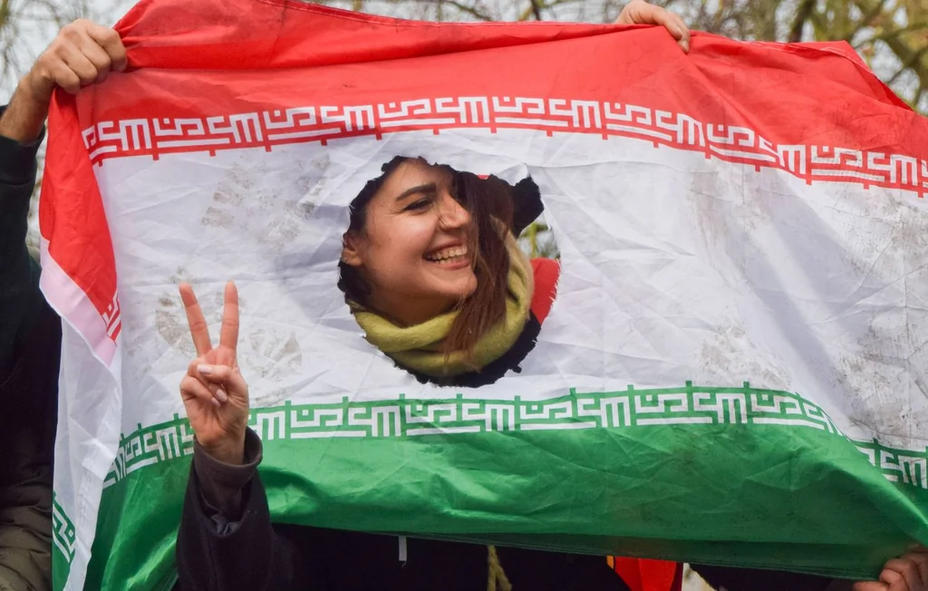 Iran : après la mort de Khamenei, la révolution viendra du peuple