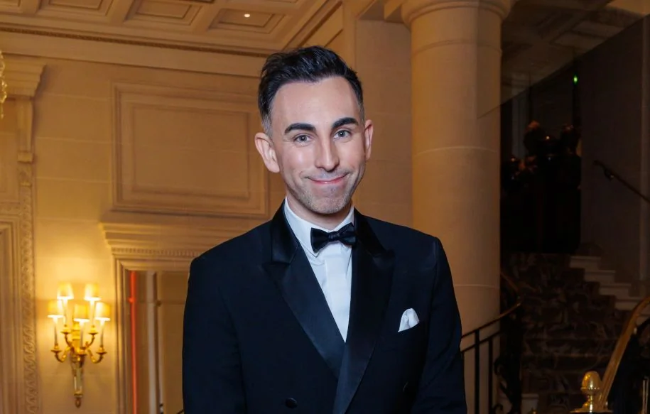 Jordan De Luxe dévoile son salaire mensuel sur W9