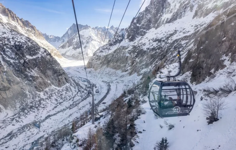Mont-Blanc : Un couple de skieurs secouru après 48 heures de calvaire