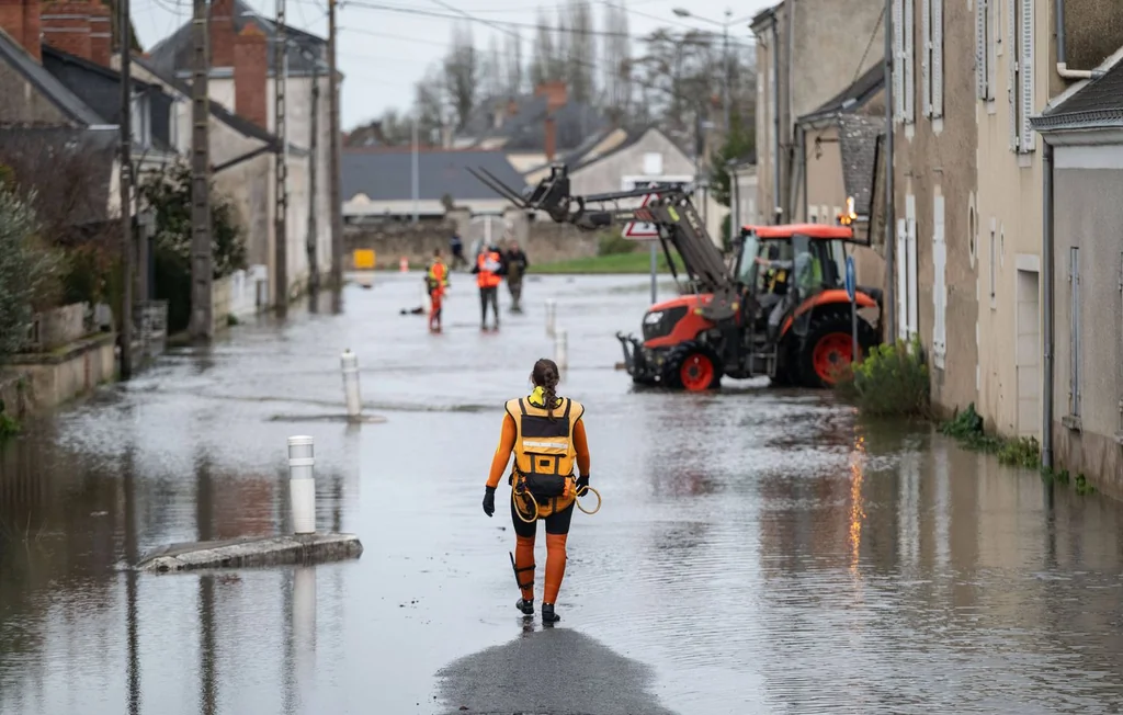 Pourquoi les inondations persistent malgré l'arrêt des pluies