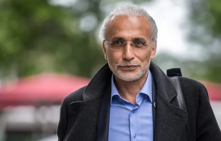 Tariq Ramadan absent à l&rsquo;ouverture de son procès pour viols à Paris