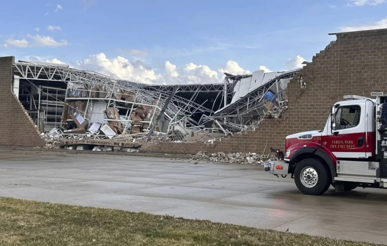 Tornades meurtrières au Michigan : au moins 4 morts