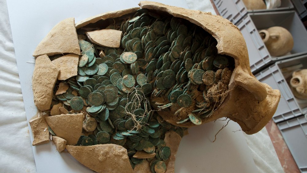 Amphores romaines sur le fond marin