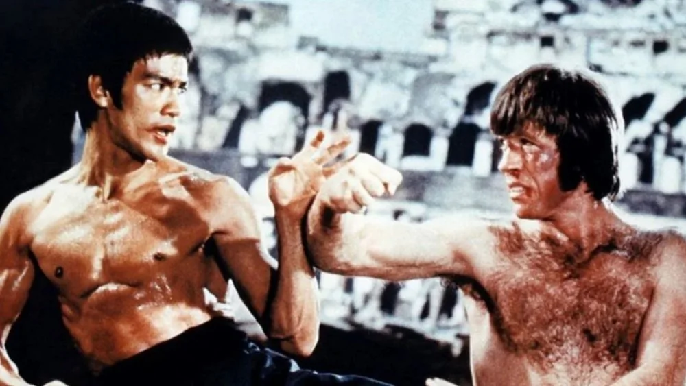 Bruce Lee vs Chuck Norris : Qui gagnerait ?