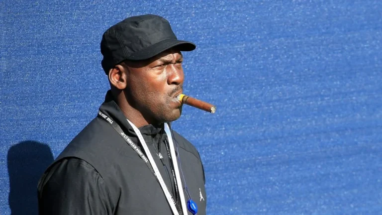 La Fortune Incroyable de Michael Jordan : 1,9 Milliard de Dollar !