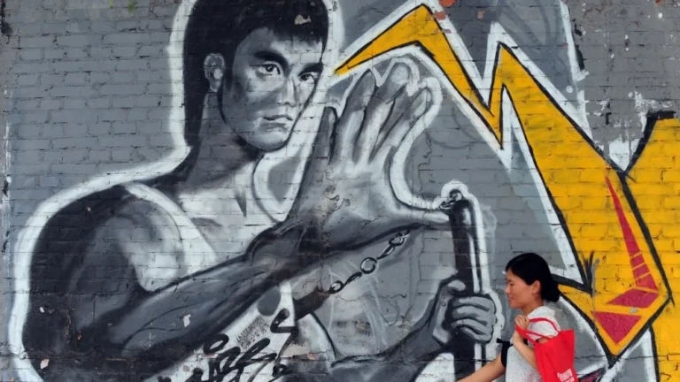 La vérité sur Bruce Lee et le ping-pong avec des nunchakus