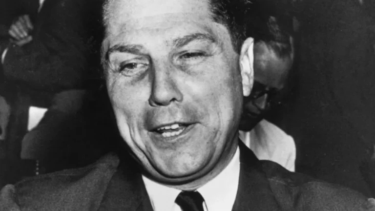 Les Mystères de la Disparition de Jimmy Hoffa : Ce Qu&rsquo;on Sait