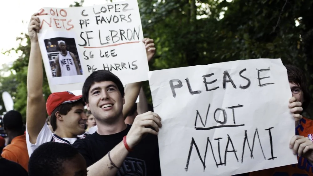 Les Transferts Sportifs Qui Ont Fait Pester Les Fans