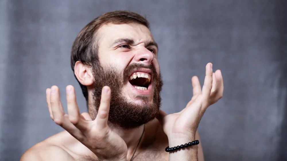 Peut-on trouver des poux dans la barbe ?