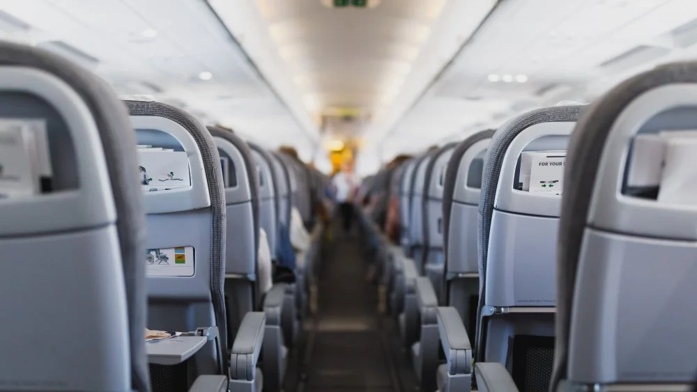 Que signifient vraiment les triangles dans les avions ?