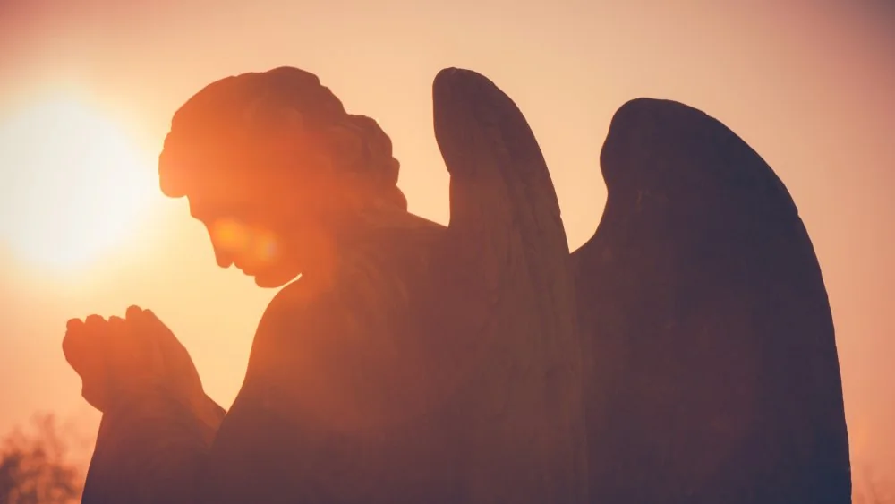 Signification du Nombre Angélique 777 : Chance et Sainteté