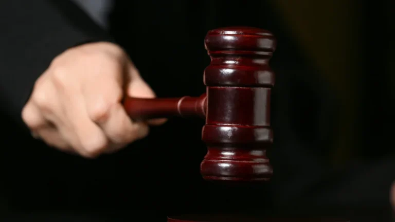 L&rsquo;affaire Karen Read : Les 10 zones d&rsquo;ombre d&rsquo;un meurtre mystérieux